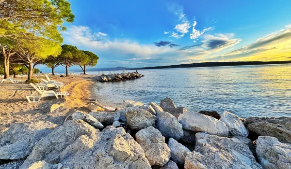 Kroatische Adria – kristallklares Wasser, sonnige Küsten und mediterrane Lebensfreude